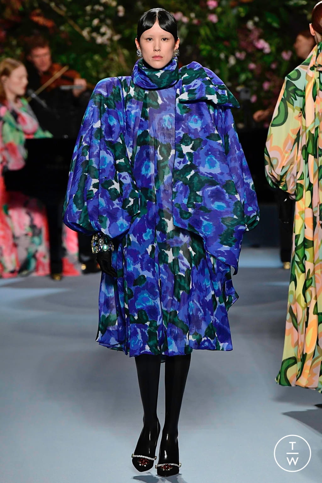 Fashion Week London Fall/Winter 2019 look 36 from the Richard Quinn collection womenswear