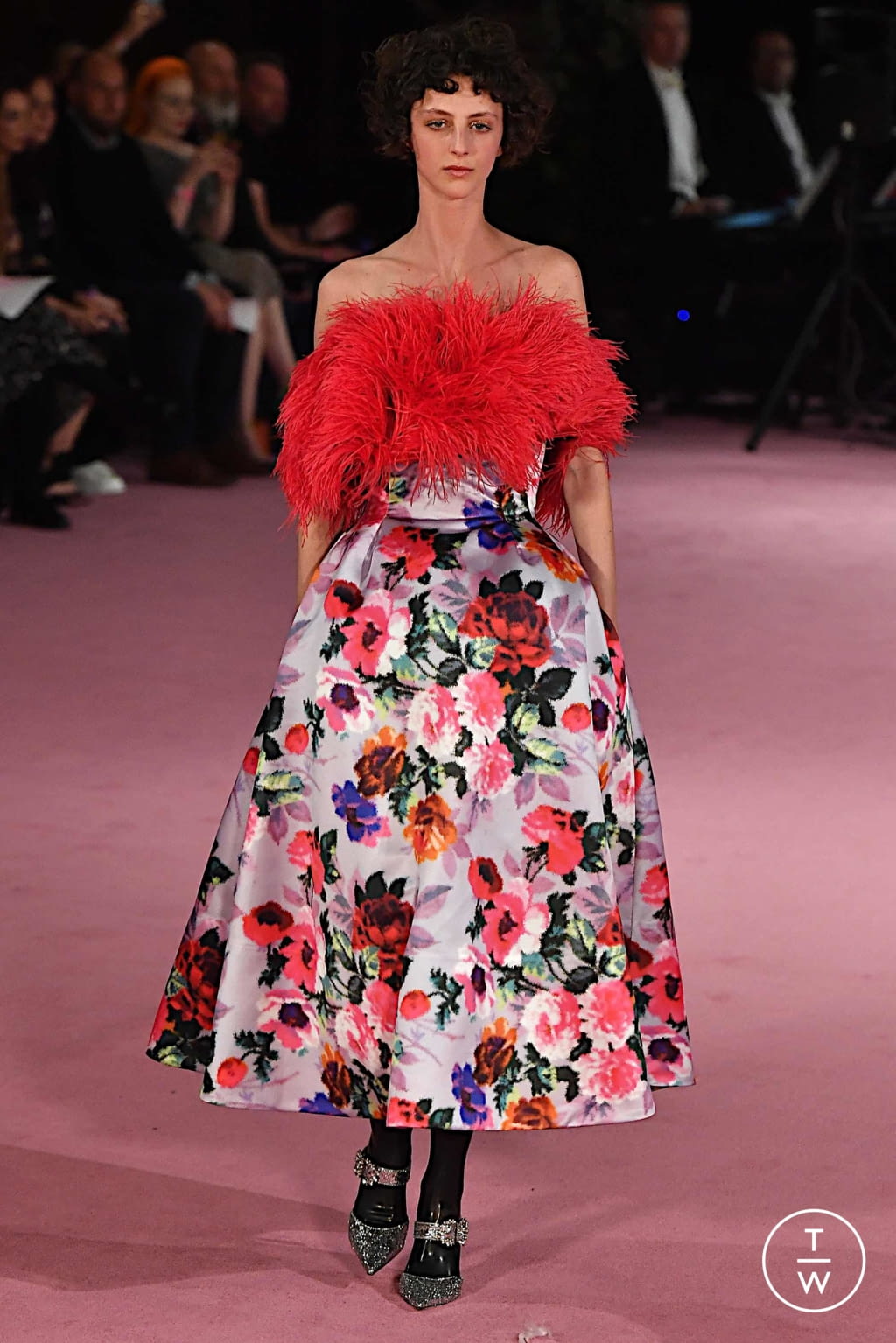 Fashion Week London Spring/Summer 2020 look 15 de la collection Richard Quinn womenswear