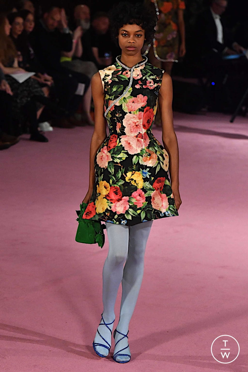 Fashion Week London Spring/Summer 2020 look 26 de la collection Richard Quinn womenswear