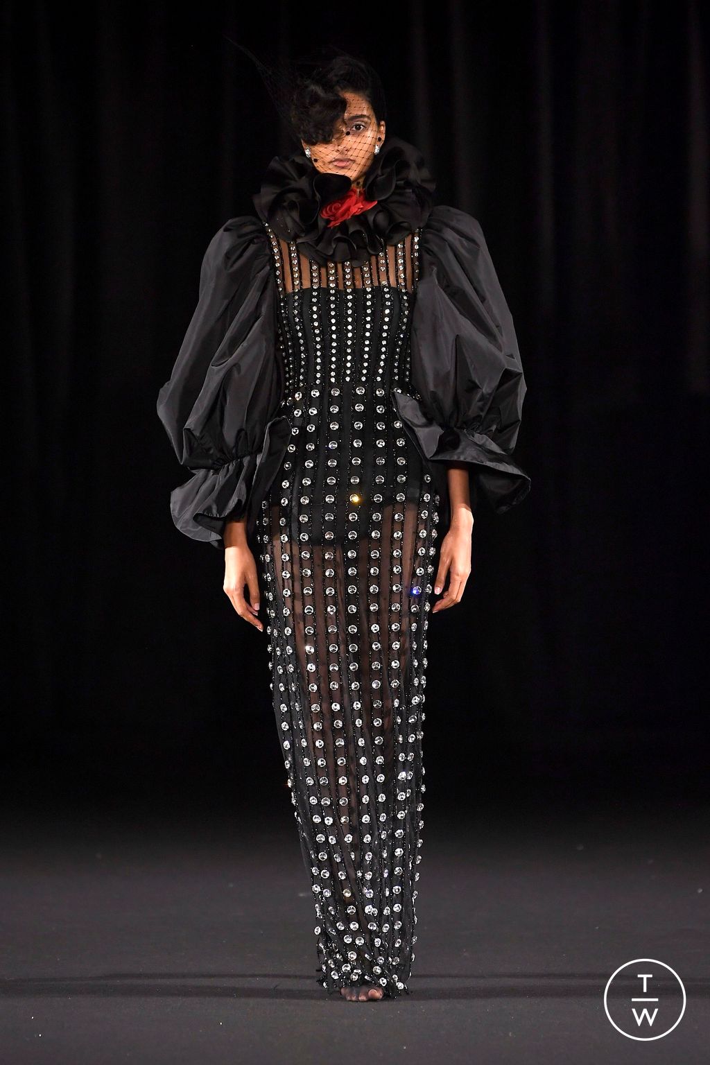 Fashion Week London Spring/Summer 2025 look 5 from the Richard Quinn collection 女装