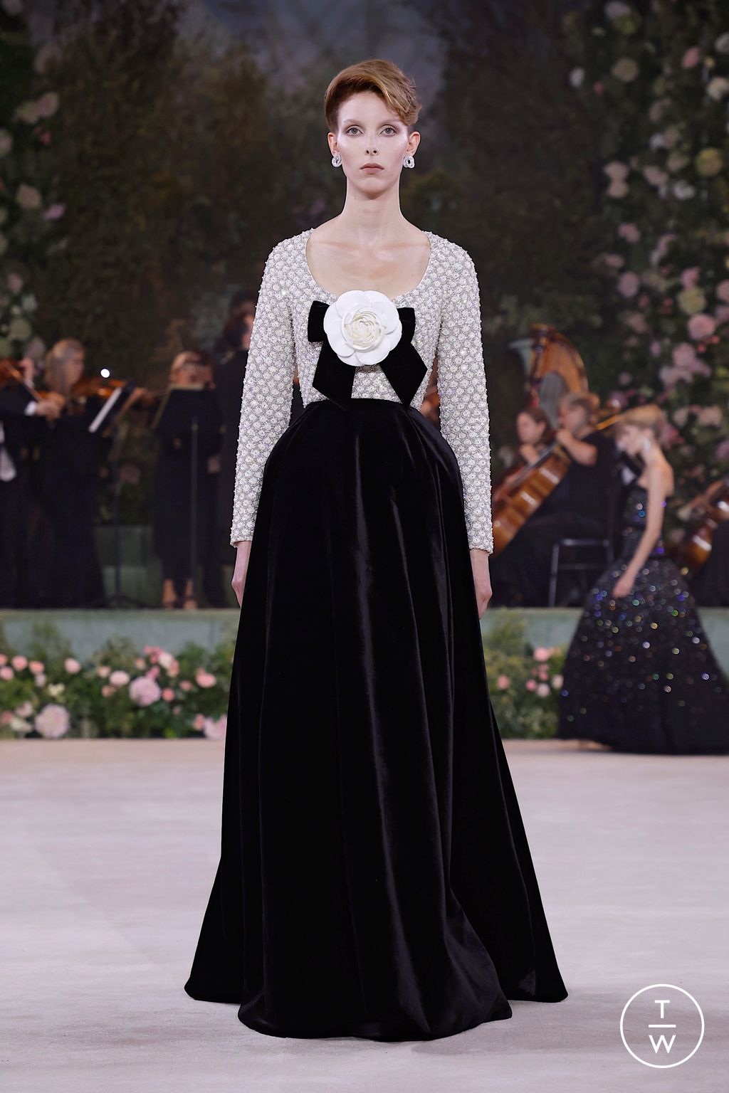 Fashion Week London Spring/Summer 2026 look 6 from the Richard Quinn collection womenswear