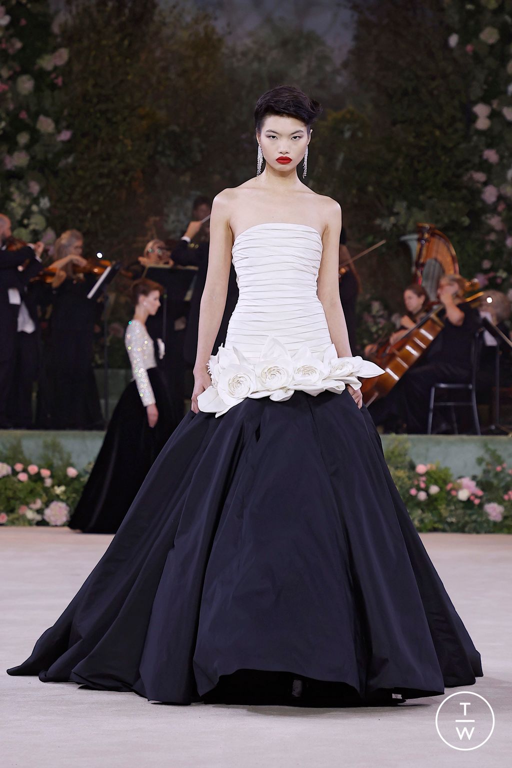 Fashion Week London Spring/Summer 2026 look 8 from the Richard Quinn collection womenswear