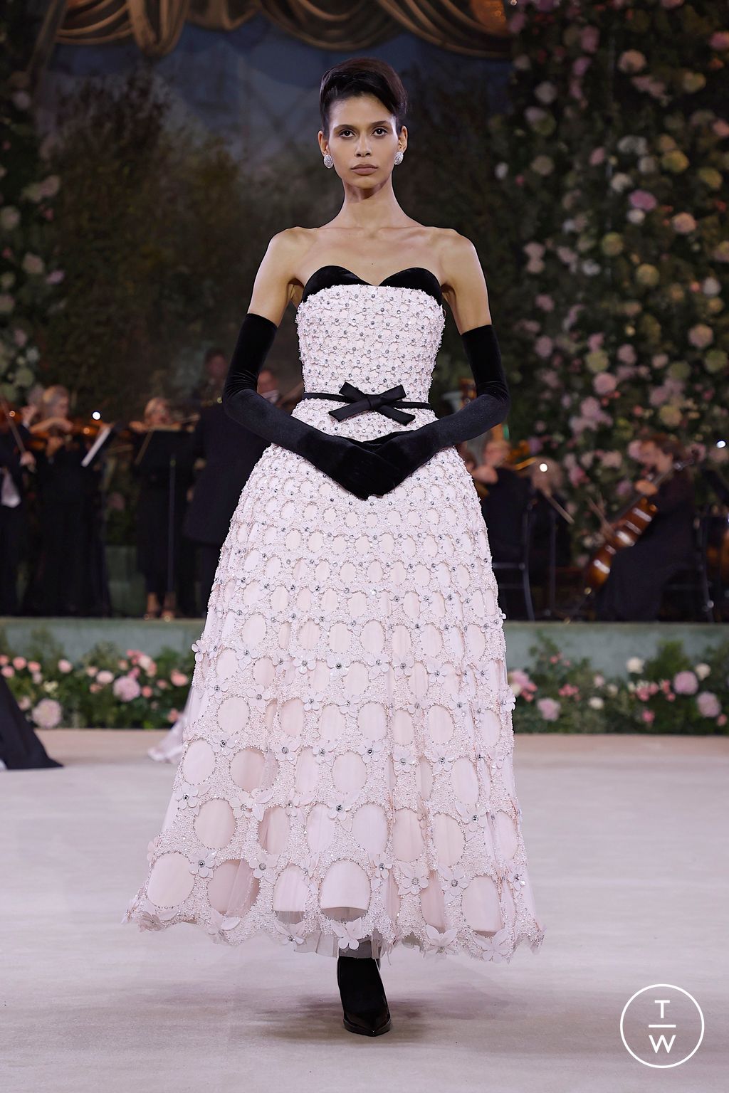 Fashion Week London Spring/Summer 2026 look 10 from the Richard Quinn collection womenswear