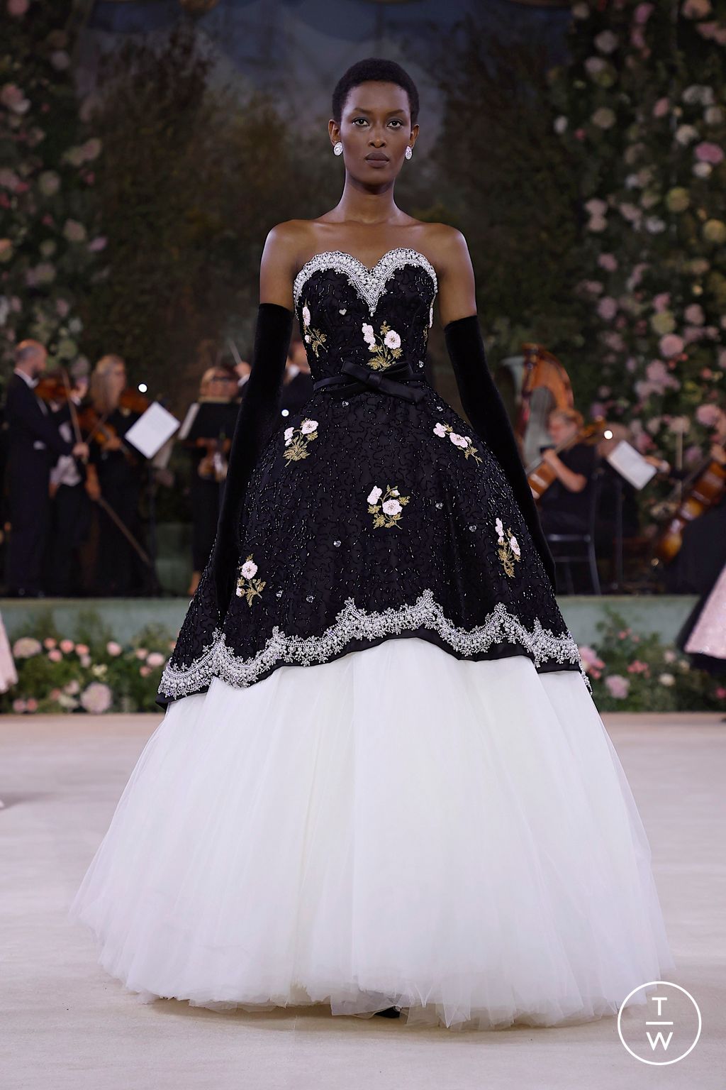 Fashion Week London Spring/Summer 2026 look 12 from the Richard Quinn collection womenswear