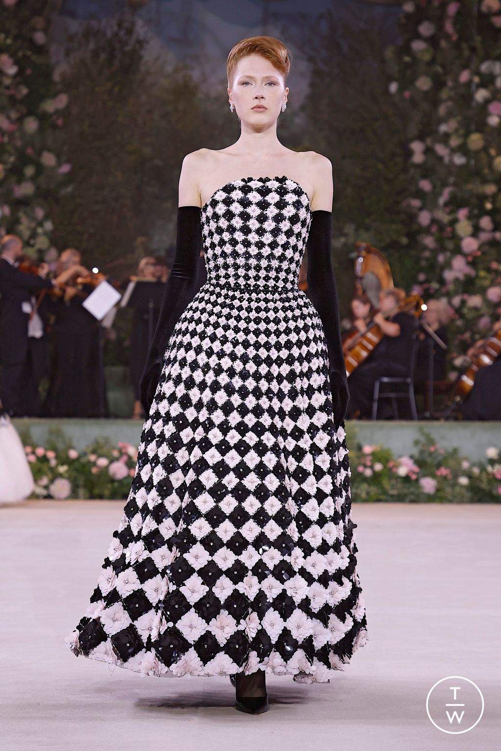 Fashion Week London Spring/Summer 2026 look 14 from the Richard Quinn collection 女装