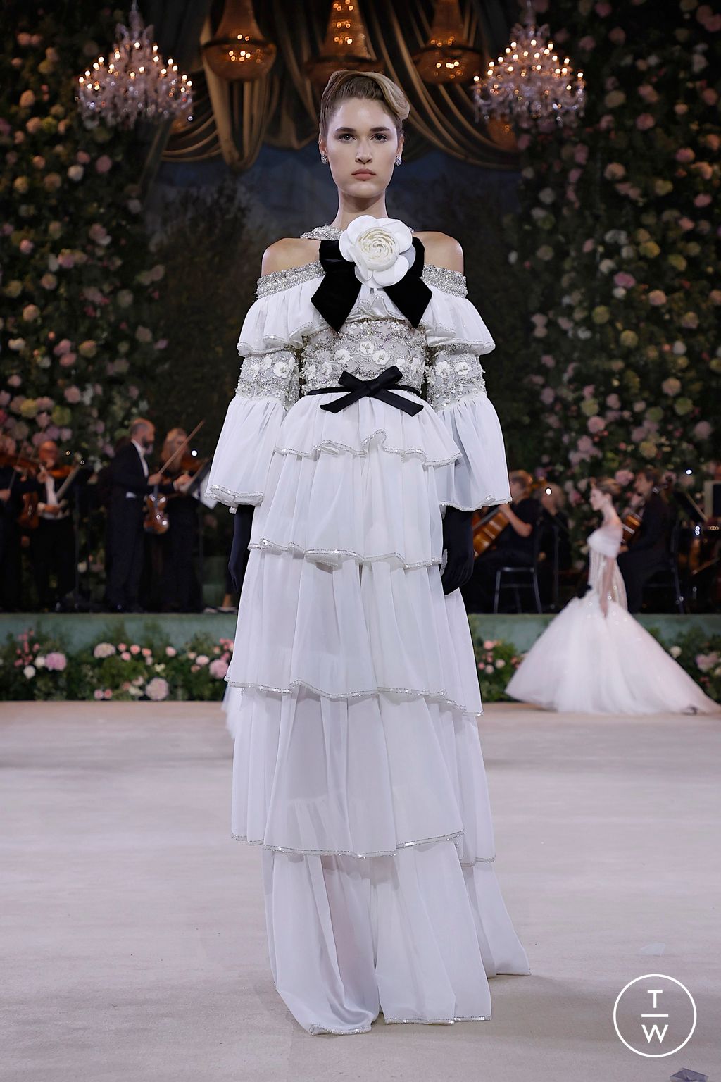 Fashion Week London Spring/Summer 2026 look 49 from the Richard Quinn collection womenswear