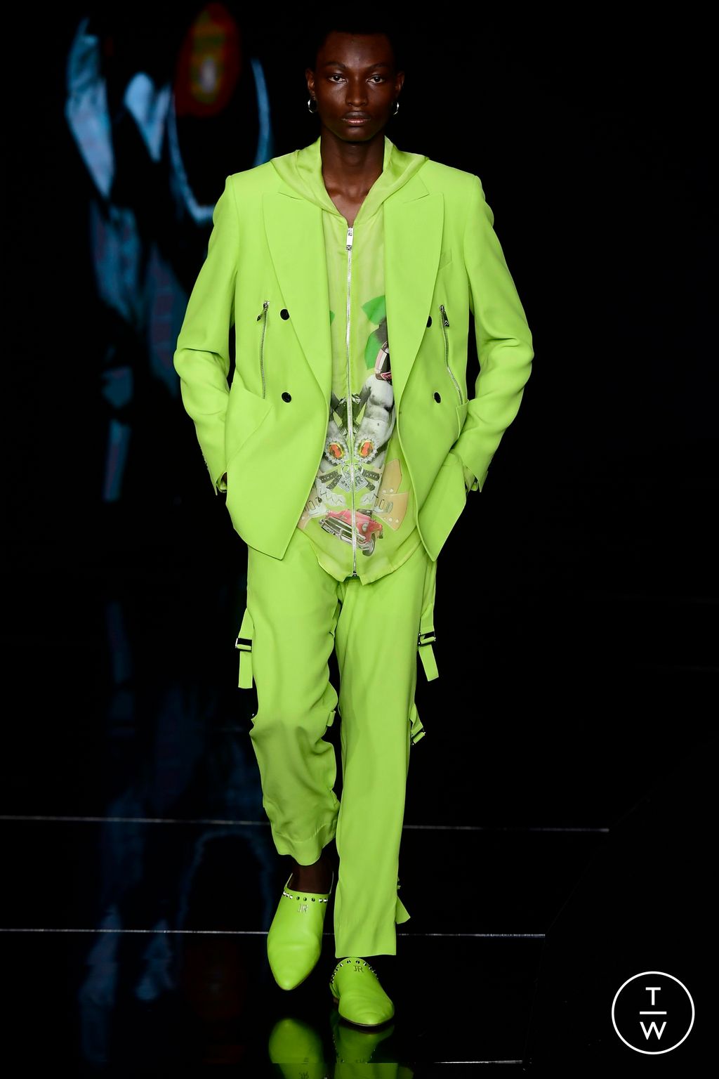Fashion Week Milan Spring/Summer 2024 look 14 from the John Richmond collection 女装