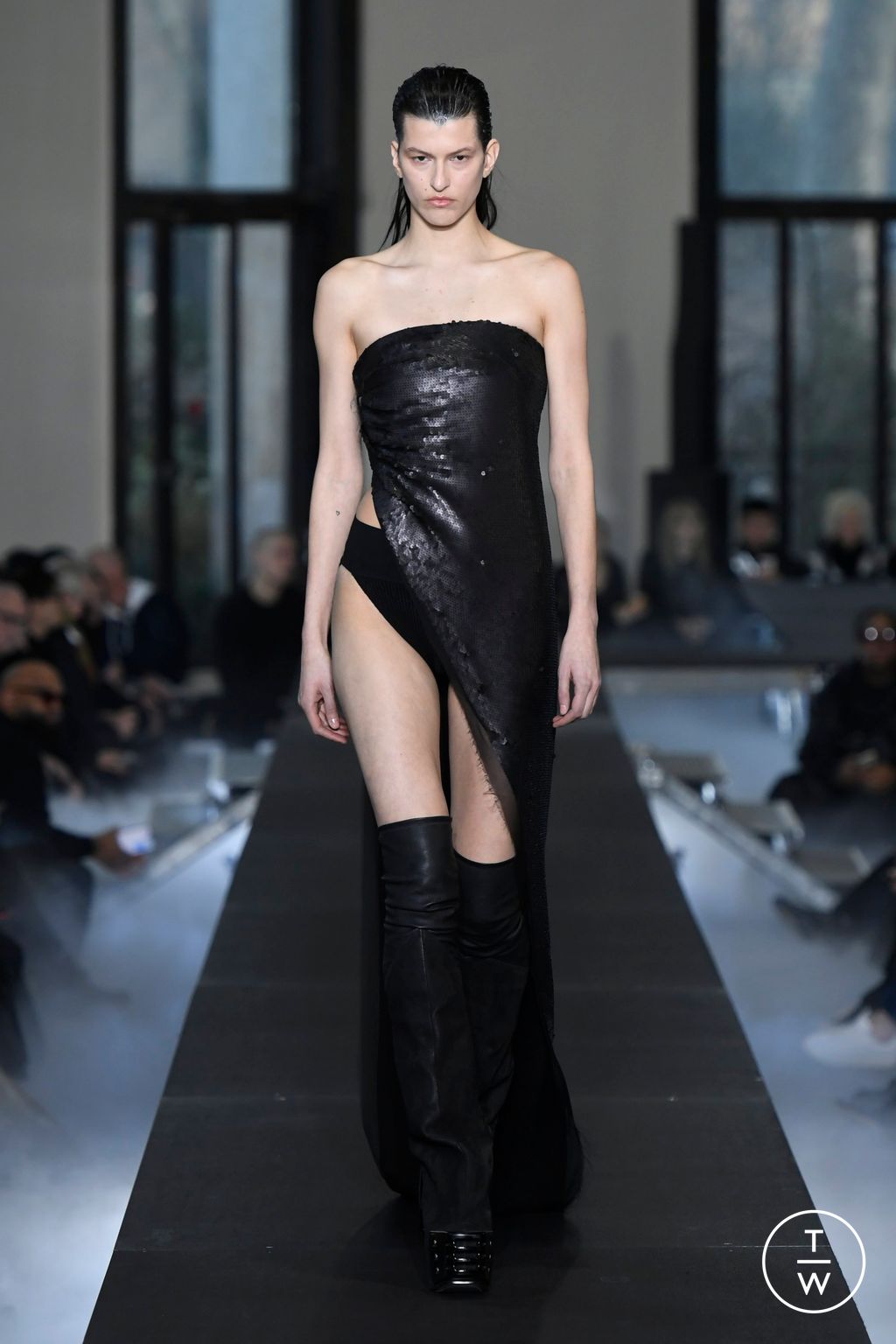 Fashion Week Paris Fall/Winter 2023 look 54 from the Rick Owens collection womenswear