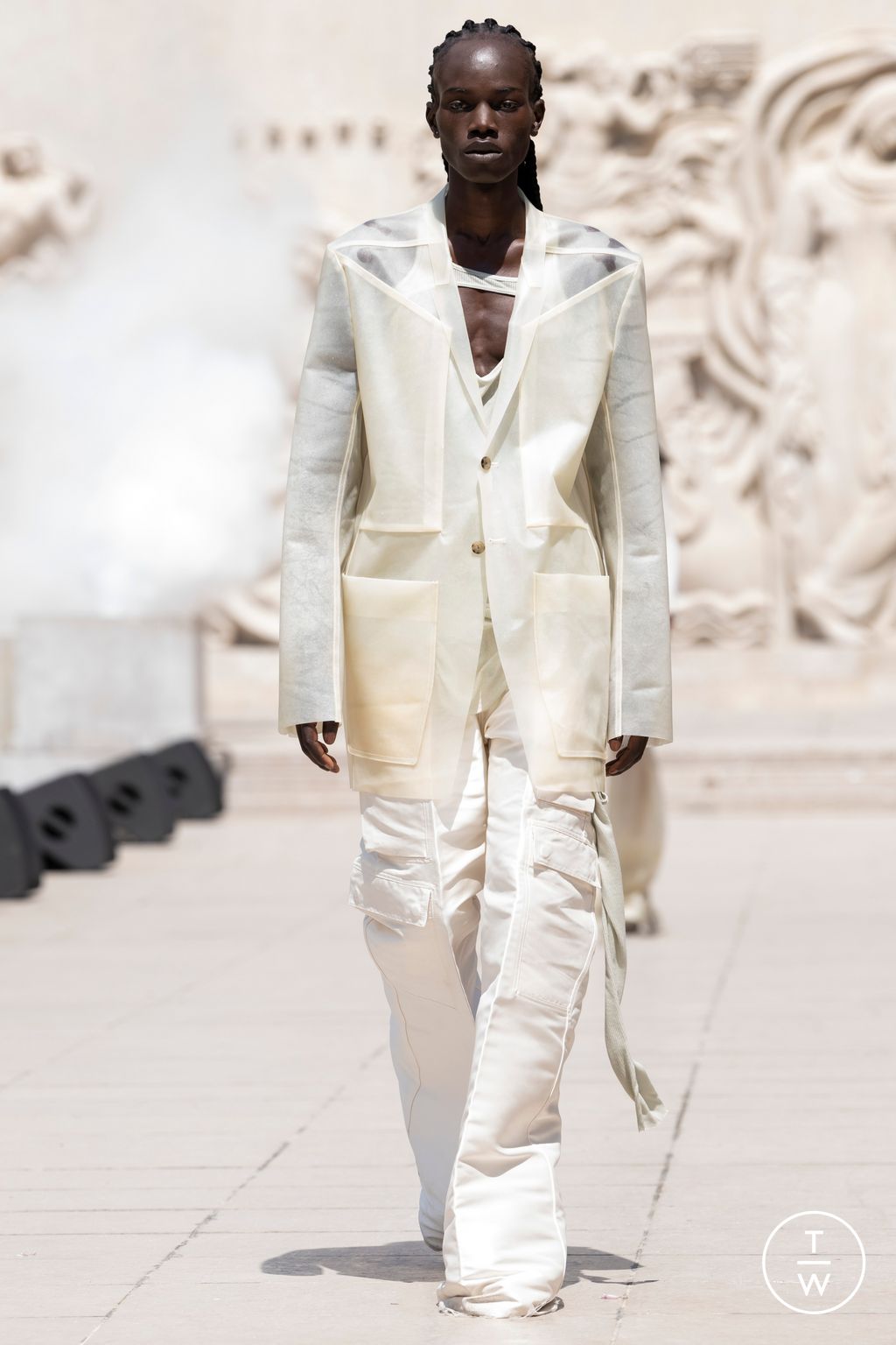 Fashion Week Paris Spring/Summer 2023 look 2 from the Rick Owens collection menswear