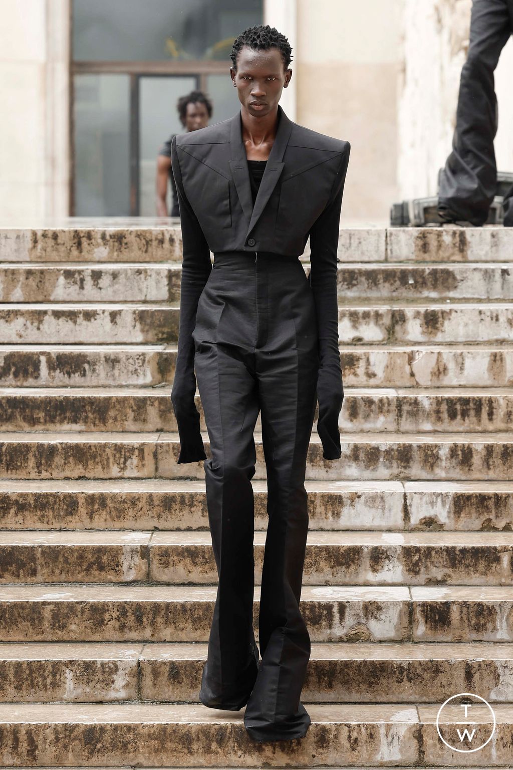 Fashion Week Paris Spring/Summer 2024 look 14 from the Rick Owens collection menswear