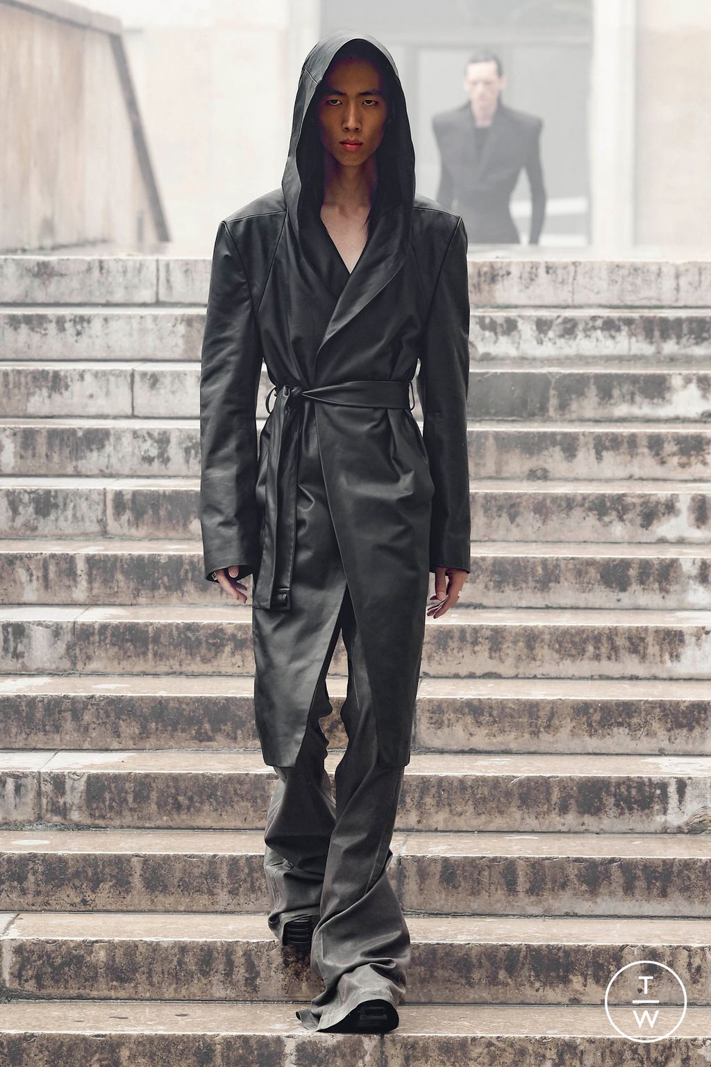 Fashion Week Paris Spring/Summer 2024 look 23 from the Rick Owens collection 男装
