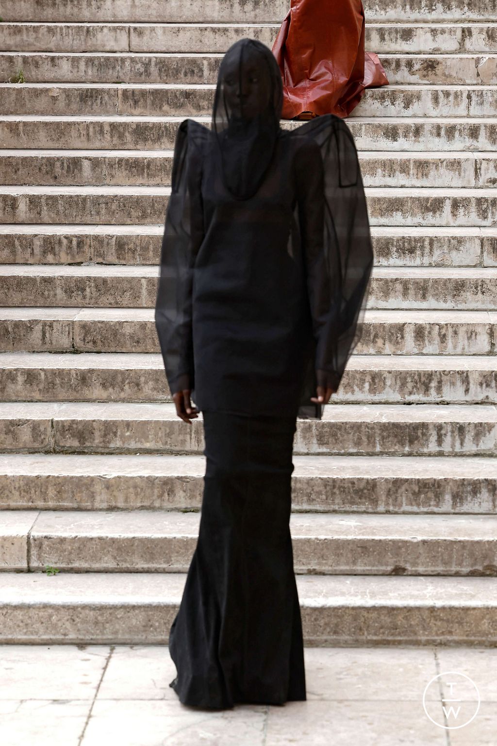 Fashion Week Paris Spring/Summer 2024 look 9 from the Rick Owens collection womenswear