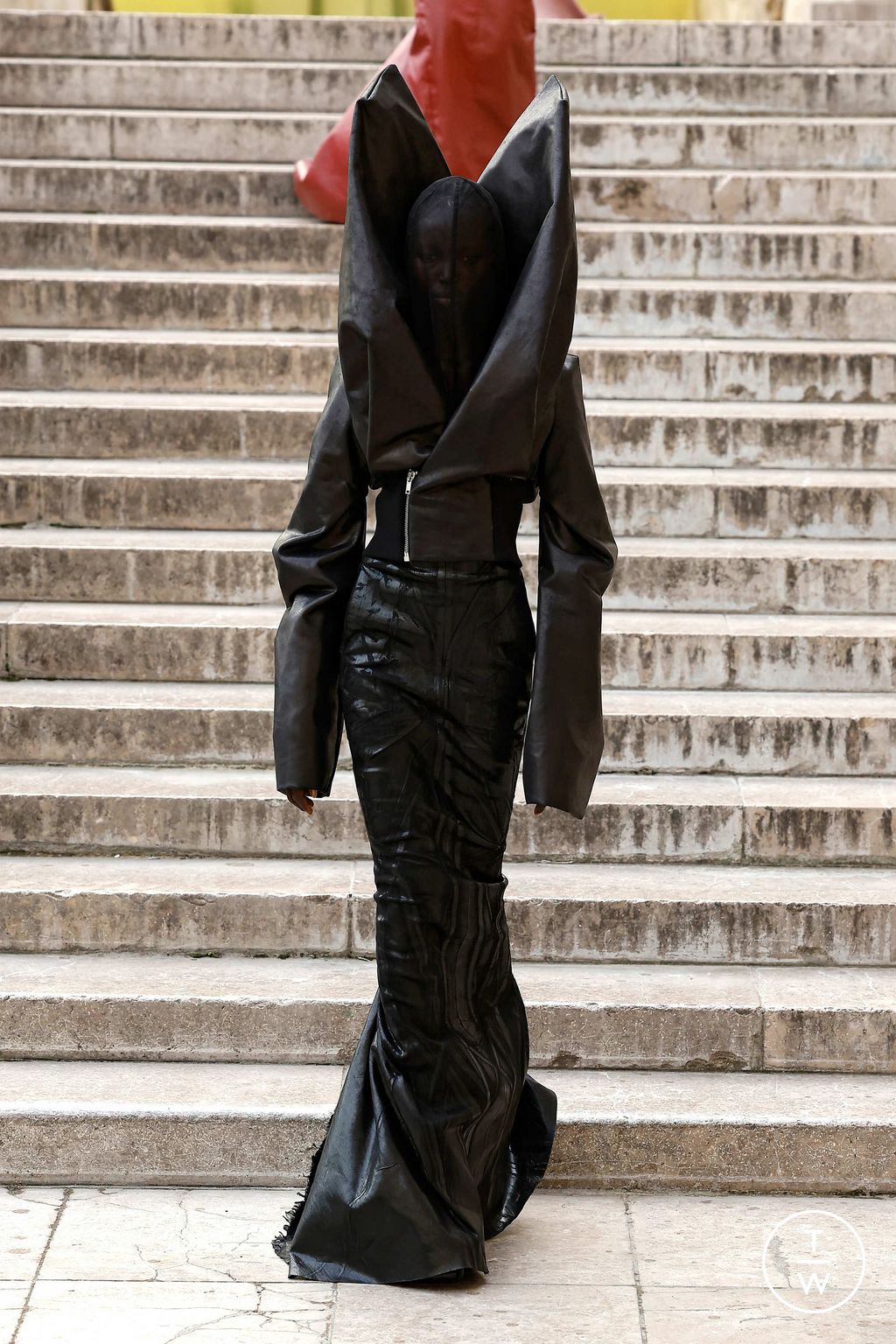 Fashion Week Paris Spring/Summer 2024 look 11 from the Rick Owens collection womenswear