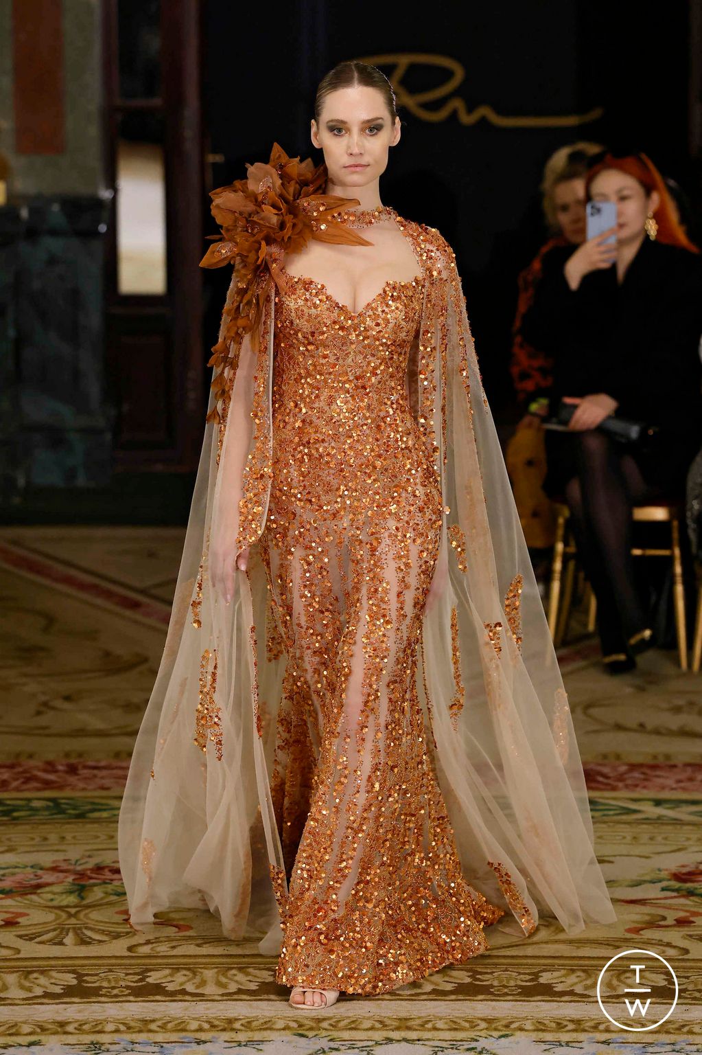 Fashion Week Paris Spring/Summer 2025 look 22 from the Robert Abi Nader collection couture