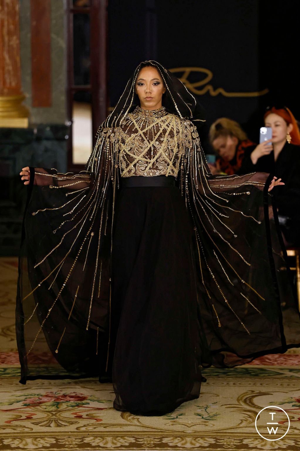 Fashion Week Paris Spring-Summer 2025 look 28 from the Robert Abi Nader collection couture