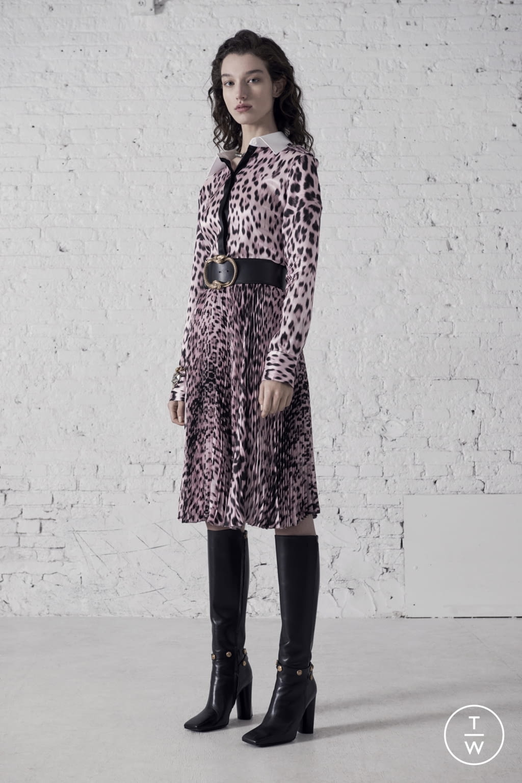 Fashion Week Milan Pre-Fall 2019 look 18 from the Roberto Cavalli collection womenswear