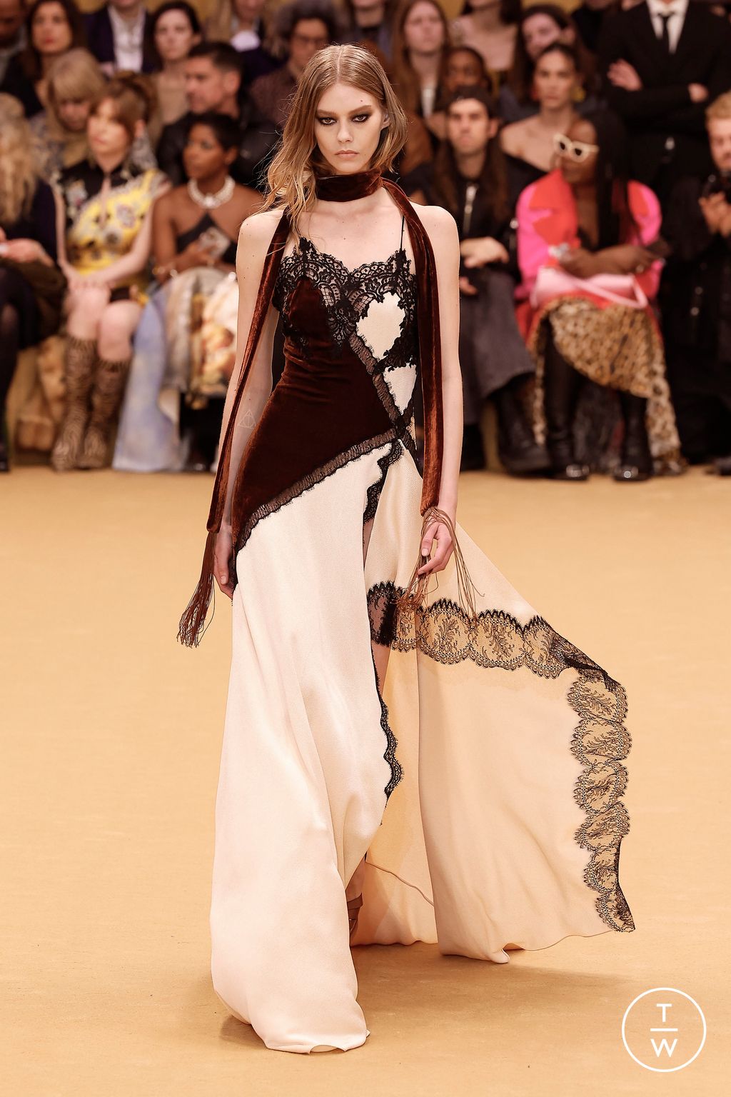 Fashion Week Milan Fall/Winter 2023 look 31 from the Roberto Cavalli collection womenswear