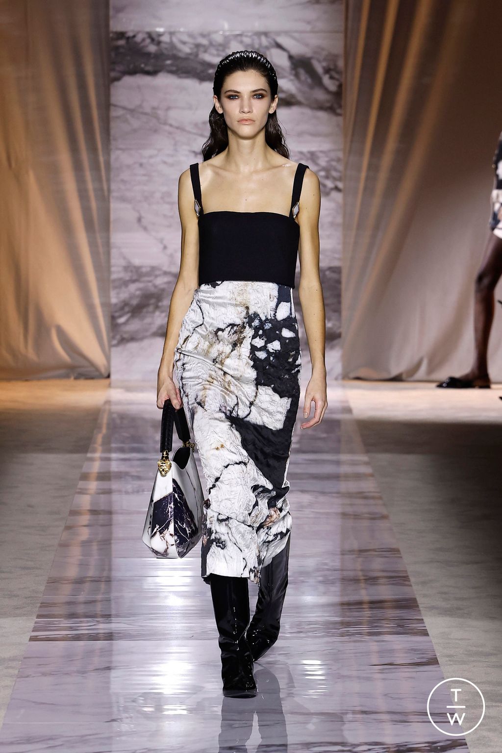 Fashion Week Milan Fall/Winter 2024 look 6 from the Roberto Cavalli collection womenswear