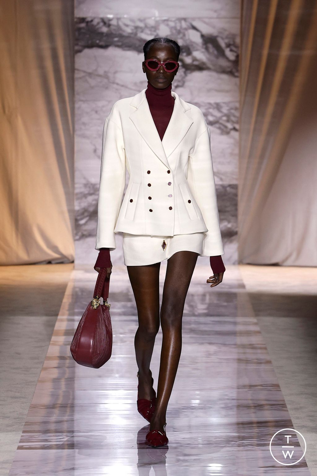 Fashion Week Milan Fall/Winter 2024 look 20 from the Roberto Cavalli collection womenswear