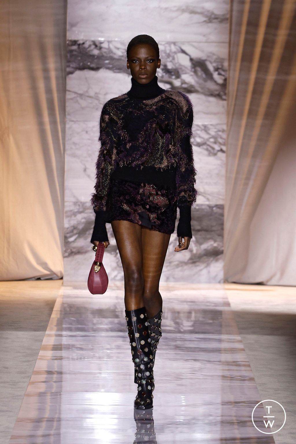 Fashion Week Milan Fall/Winter 2024 look 24 from the Roberto Cavalli collection womenswear