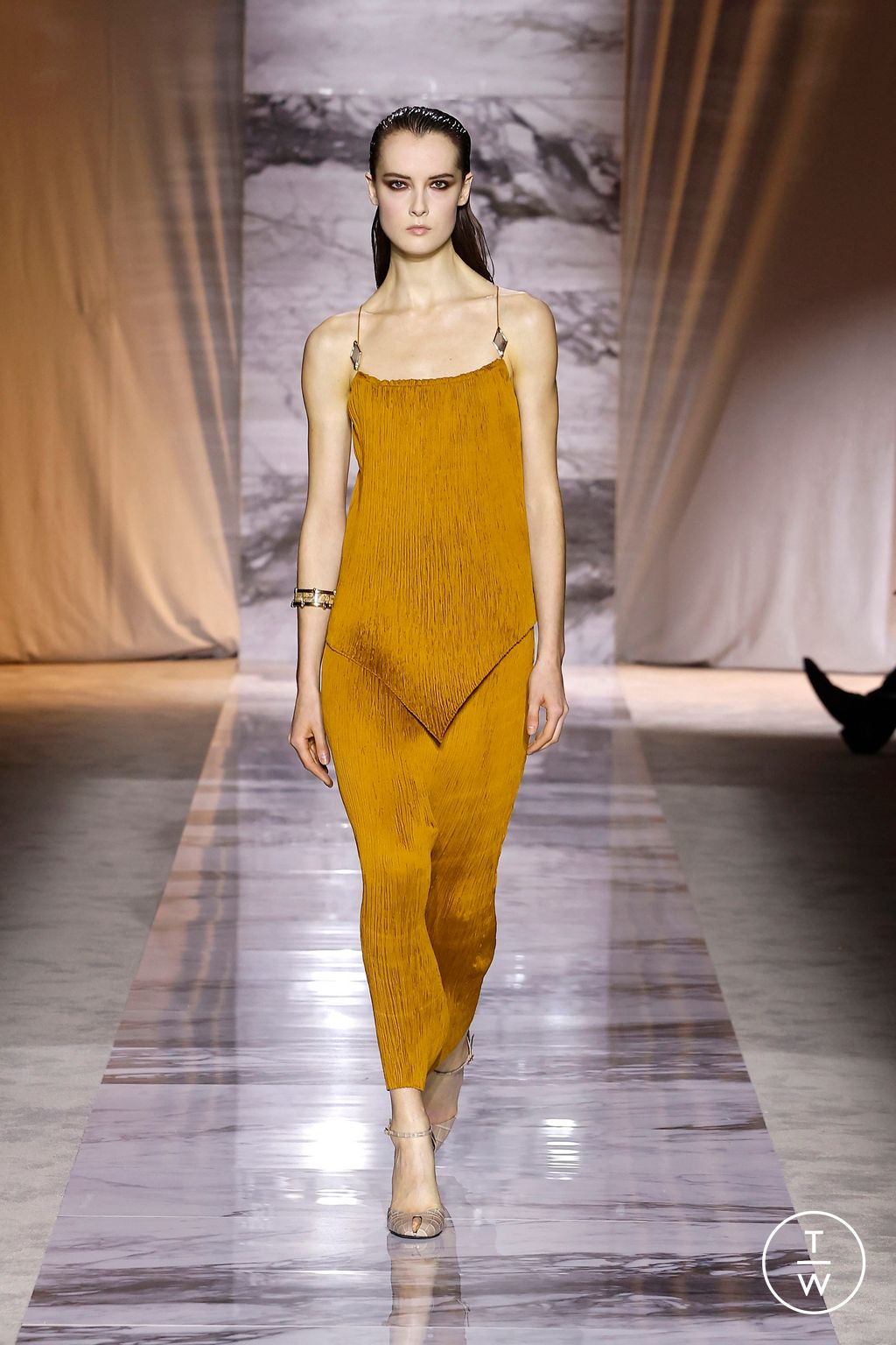 Fashion Week Milan Fall/Winter 2024 look 26 de la collection Roberto Cavalli womenswear