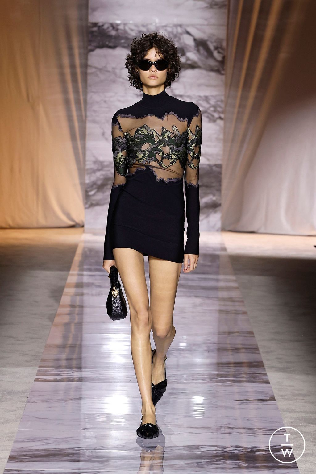Fashion Week Milan Fall/Winter 2024 look 41 de la collection Roberto Cavalli womenswear