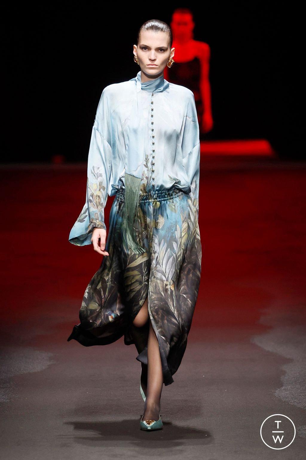 Fashion Week Milan Fall/Winter 2025 look 28 from the Roberto Cavalli collection womenswear