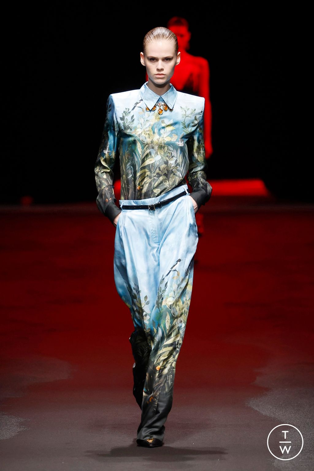 Fashion Week Milan Fall/Winter 2025 look 30 from the Roberto Cavalli collection womenswear