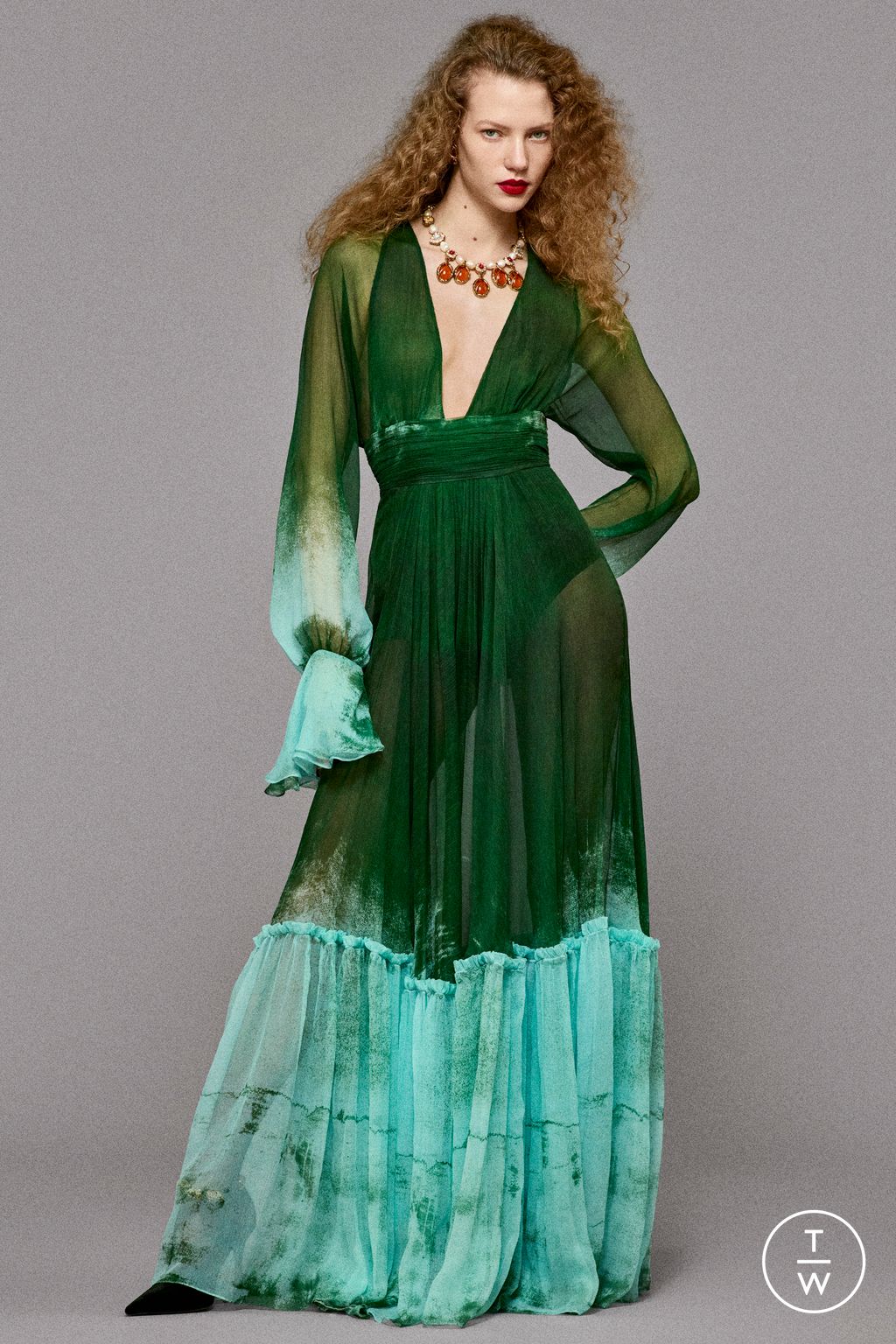 Fashion Week Milan Pre-Fall 2025 look 4 de la collection Roberto Cavalli womenswear