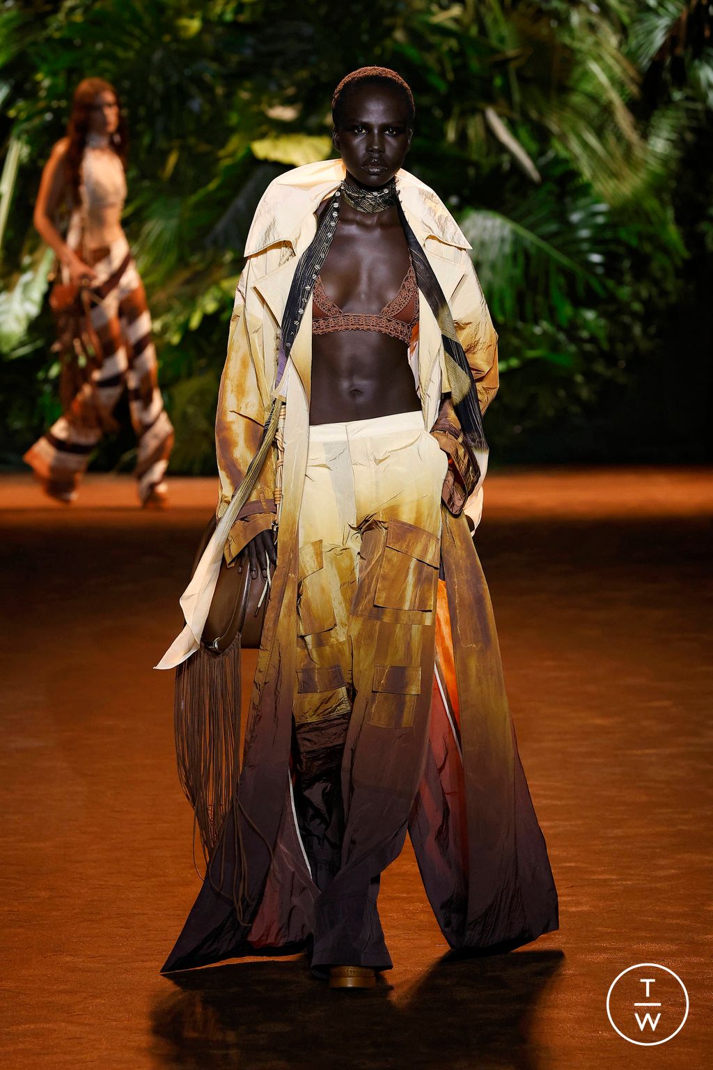 Fashion Week Milan Spring/Summer 2024 look 23 from the Roberto Cavalli collection 女装