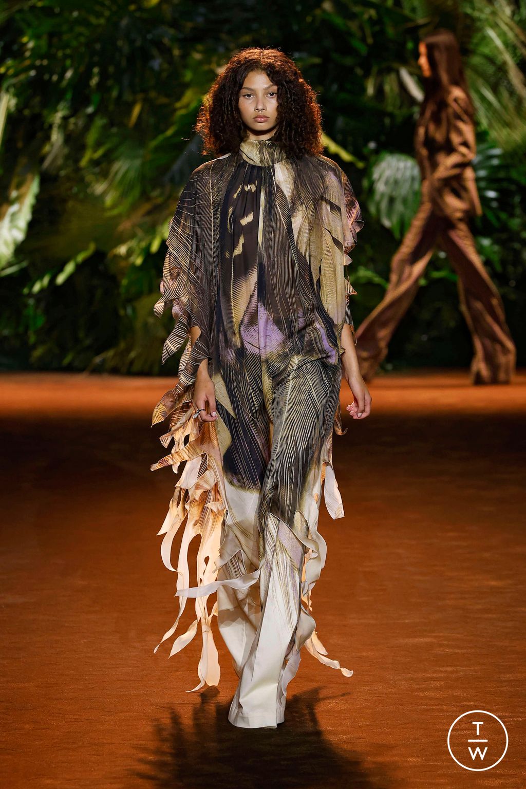 Fashion Week Milan Spring/Summer 2024 look 28 from the Roberto Cavalli collection womenswear