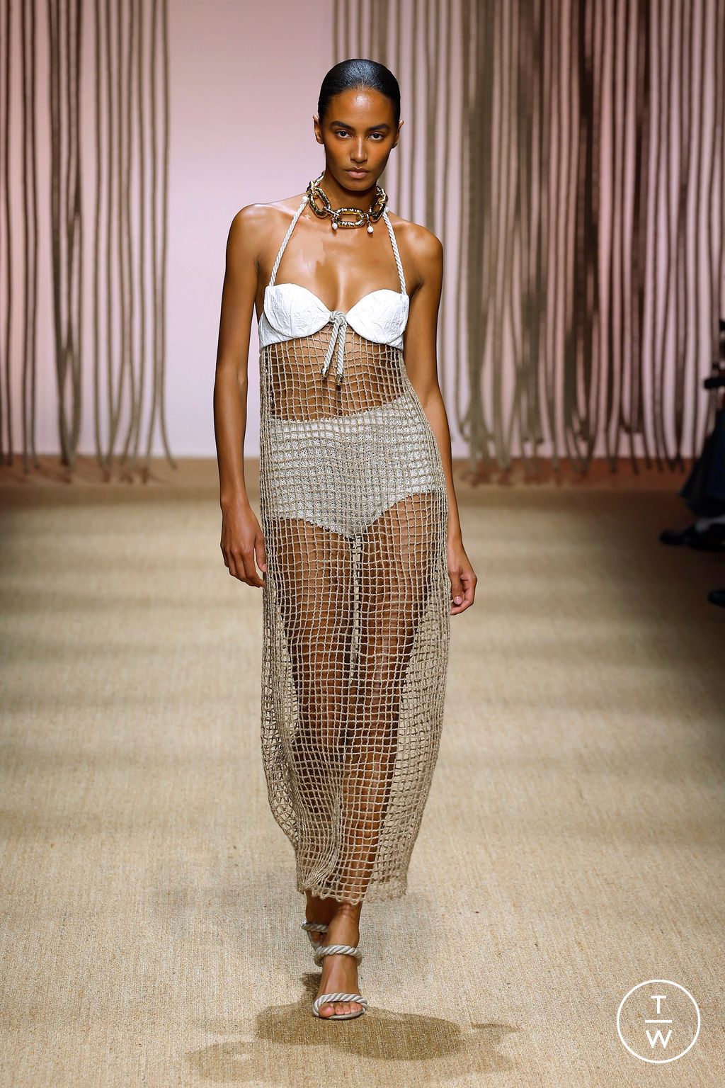 Fashion Week Milan Spring/Summer 2025 look 16 from the Roberto Cavalli collection womenswear