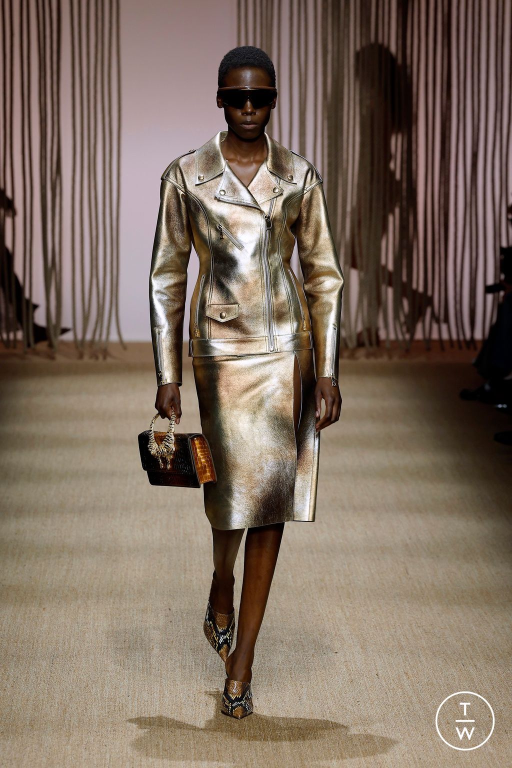 Fashion Week Milan Spring/Summer 2025 look 22 from the Roberto Cavalli collection womenswear