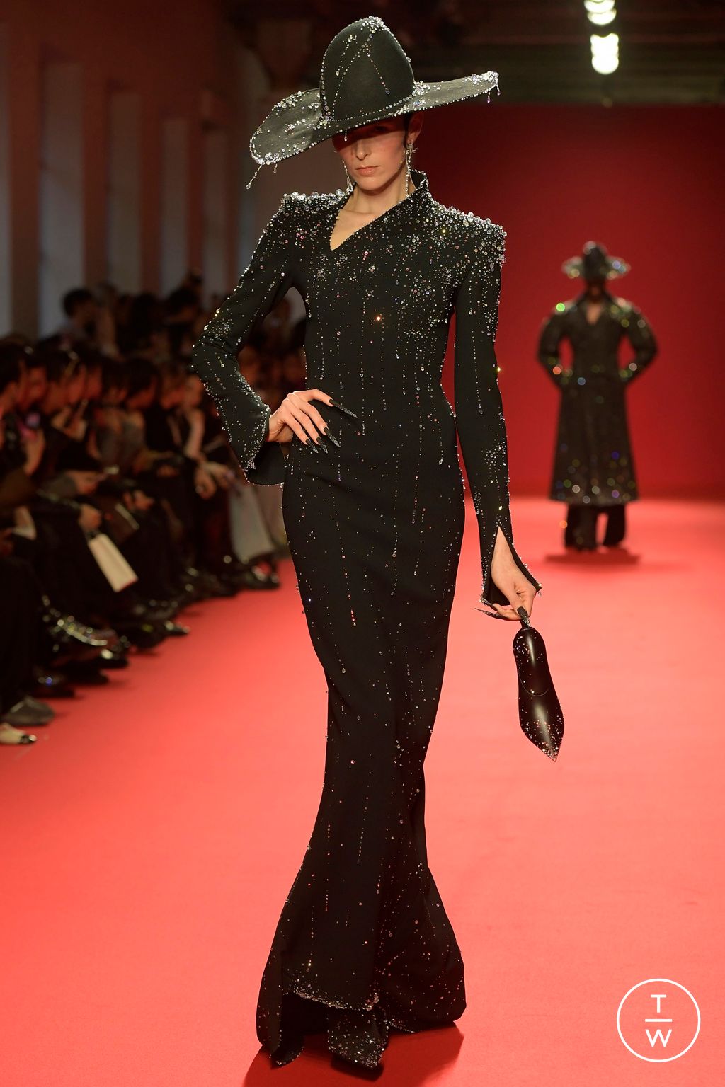 Fashion Week Paris Spring/Summer 2024 look 1 from the Robert Wun collection couture