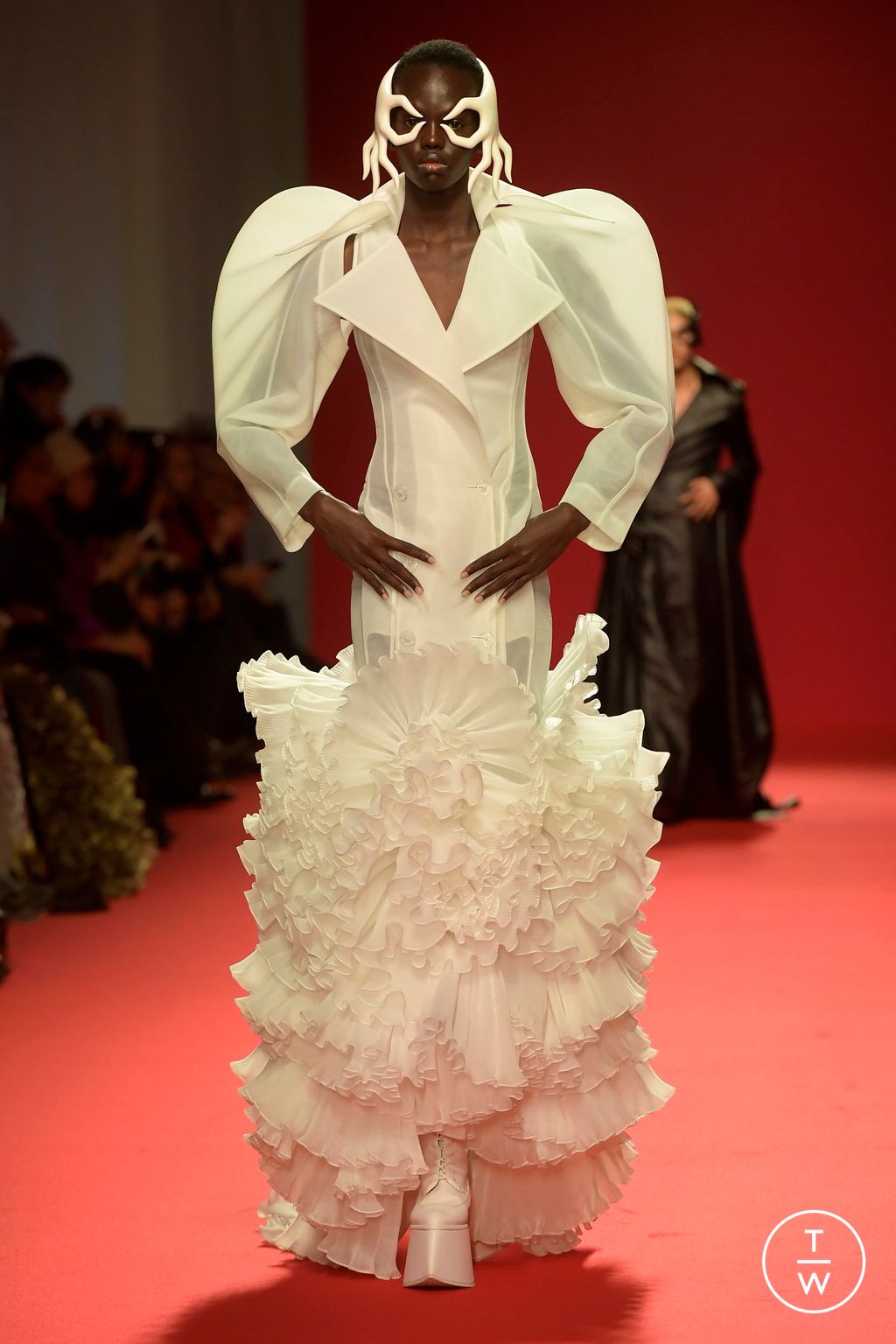 Fashion Week Paris Spring/Summer 2024 look 12 from the Robert Wun collection couture