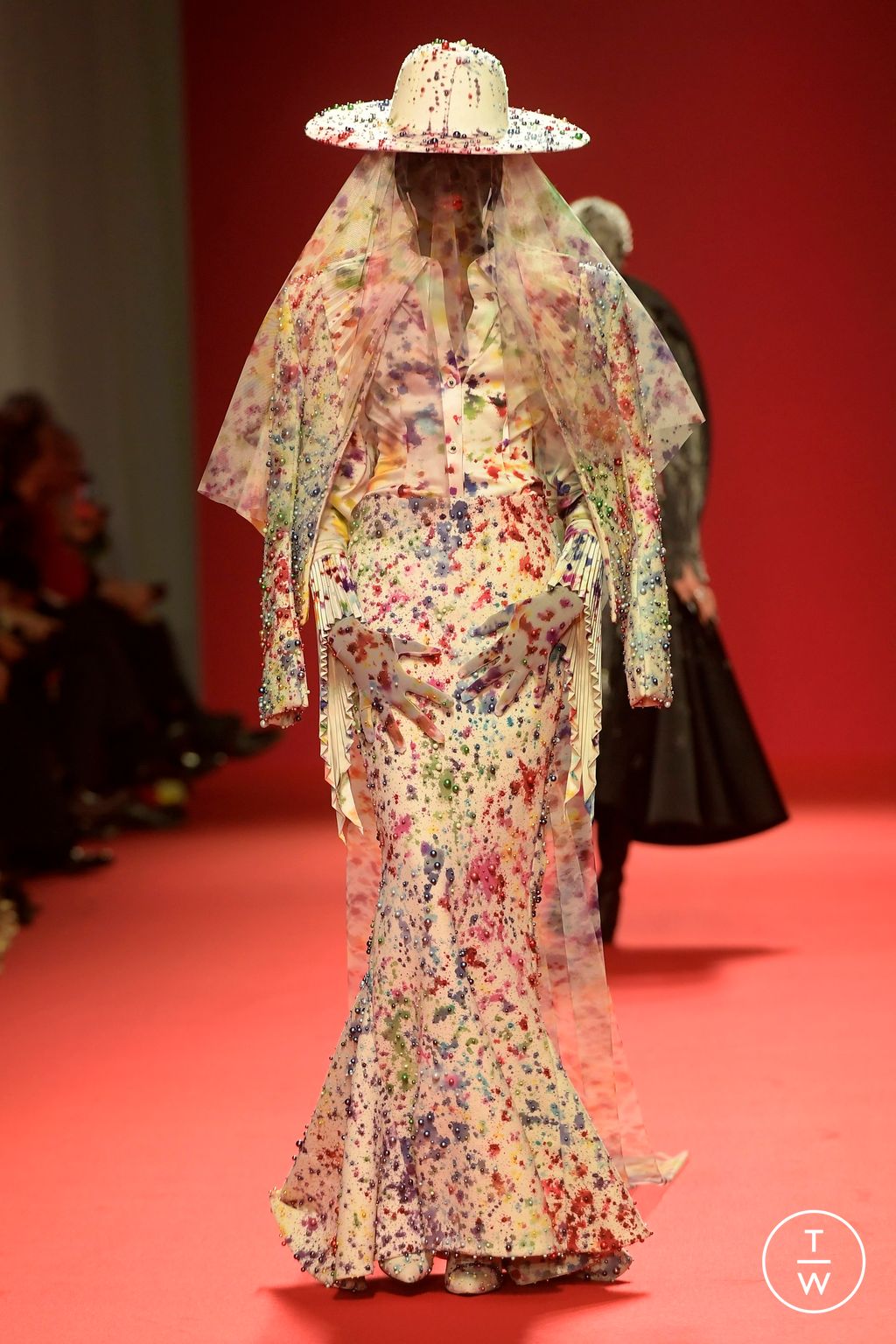 Fashion Week Paris Spring/Summer 2024 look 14 from the Robert Wun collection couture