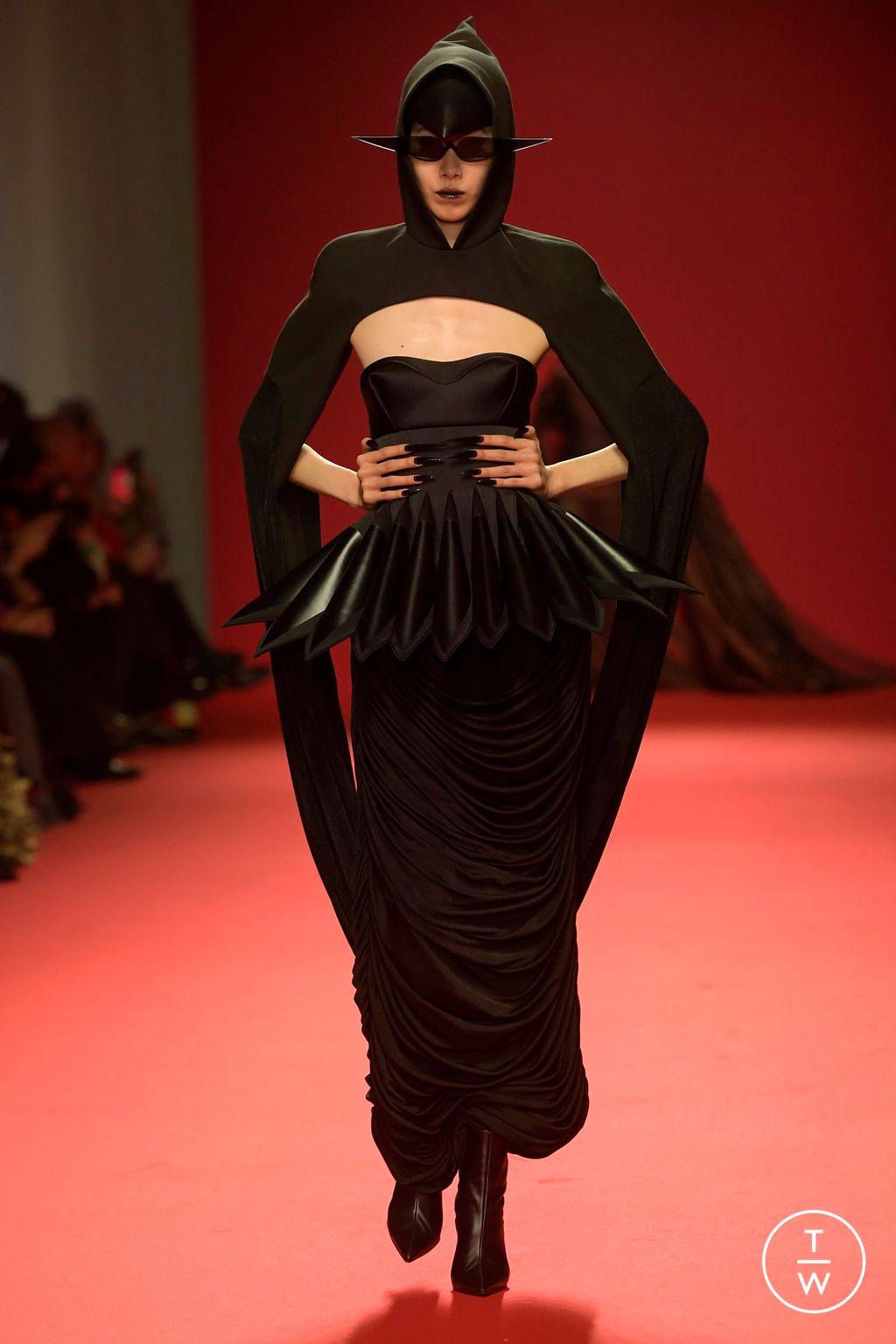 Fashion Week Paris Spring/Summer 2024 look 18 from the Robert Wun collection couture