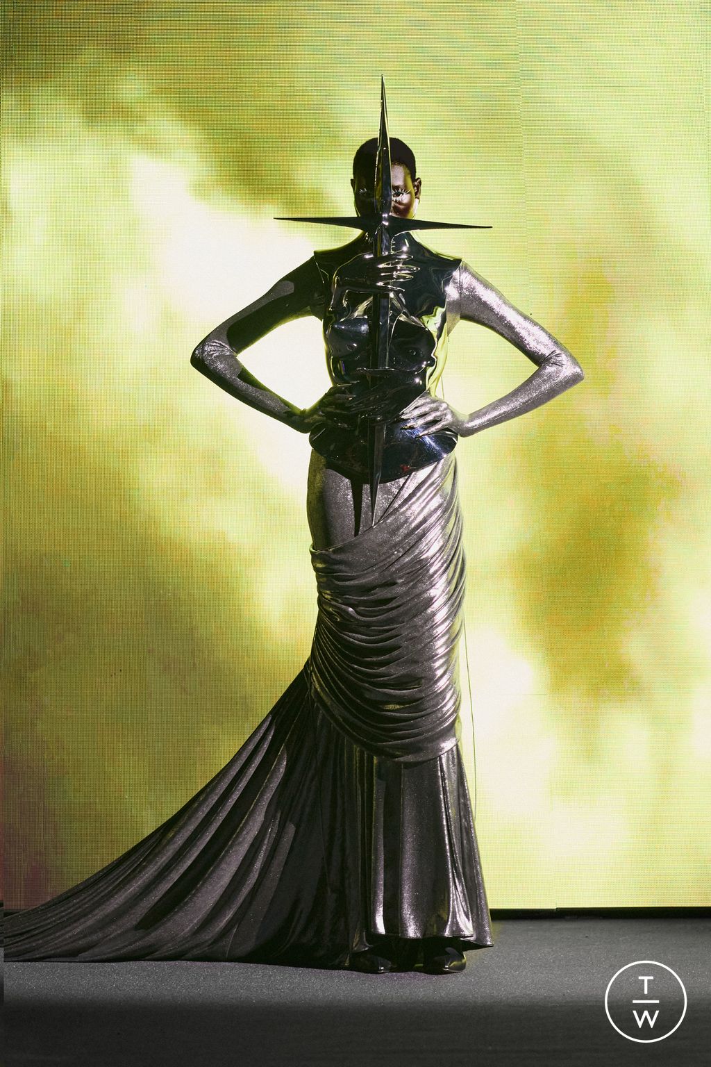 Fashion Week Paris Spring/Summer 2026 look 23 from the Robert Wun collection couture