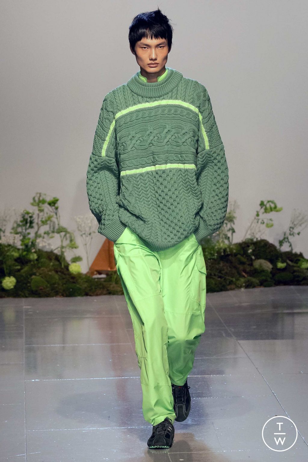 Fashion Week London Fall/Winter 2023 look 11 from the Robyn Lynch collection 男装