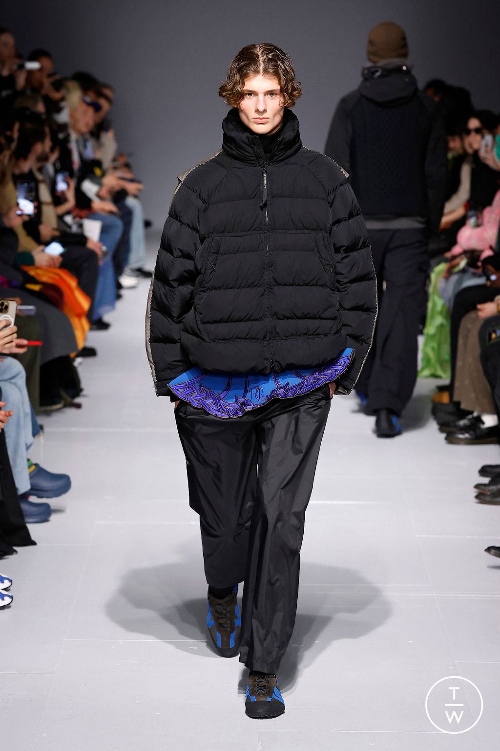 Fashion Week London Fall/Winter 2024 look 5 from the Robyn Lynch collection womenswear