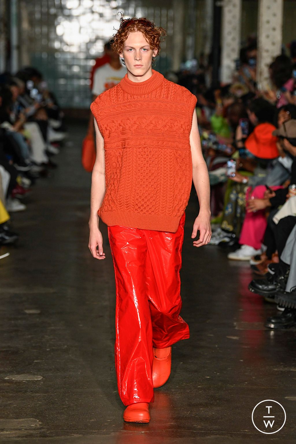 Fashion Week London Spring/Summer 2023 look 1 from the Robyn Lynch collection 男装