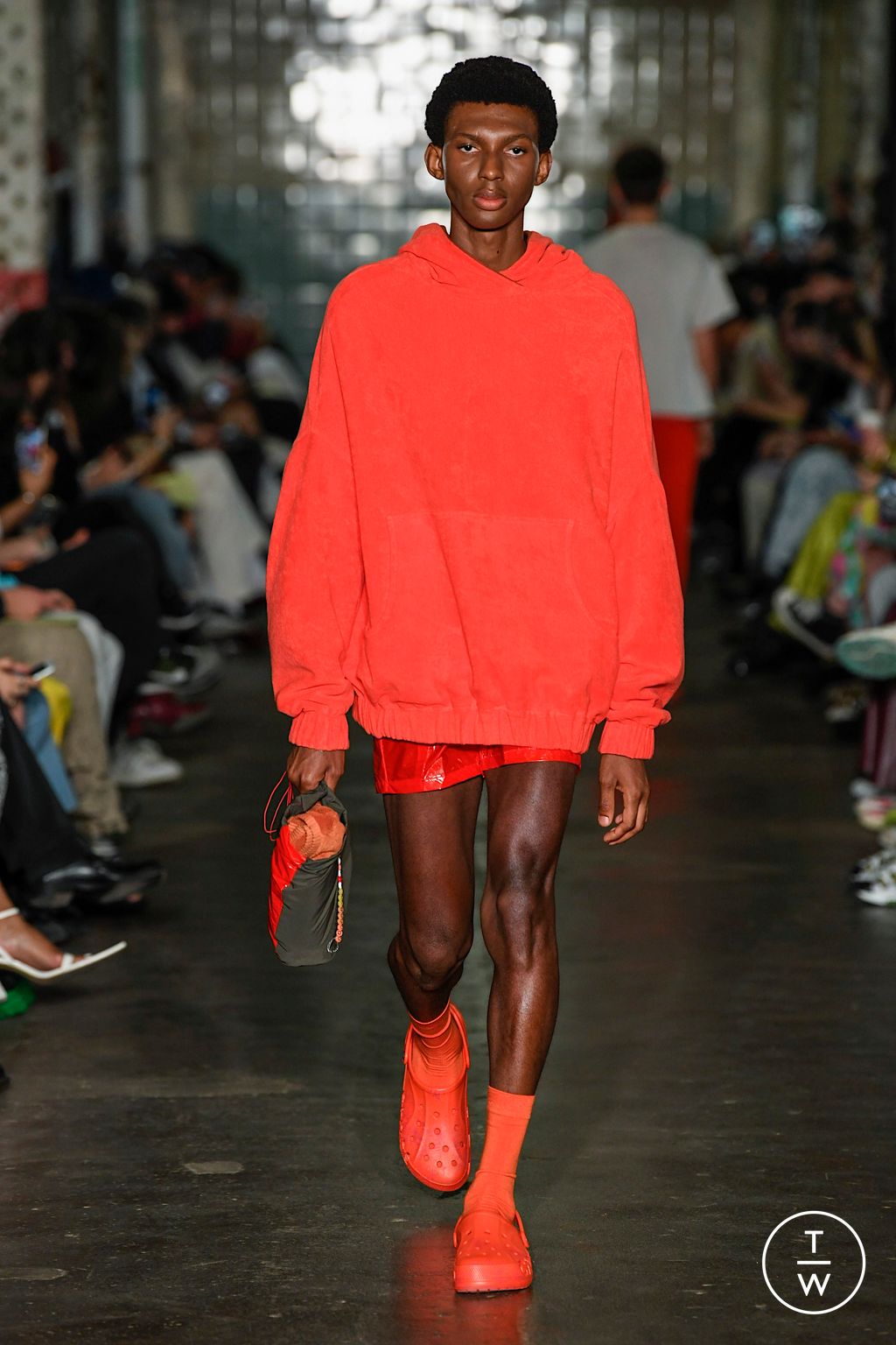 Fashion Week London Spring/Summer 2023 look 5 from the Robyn Lynch collection menswear