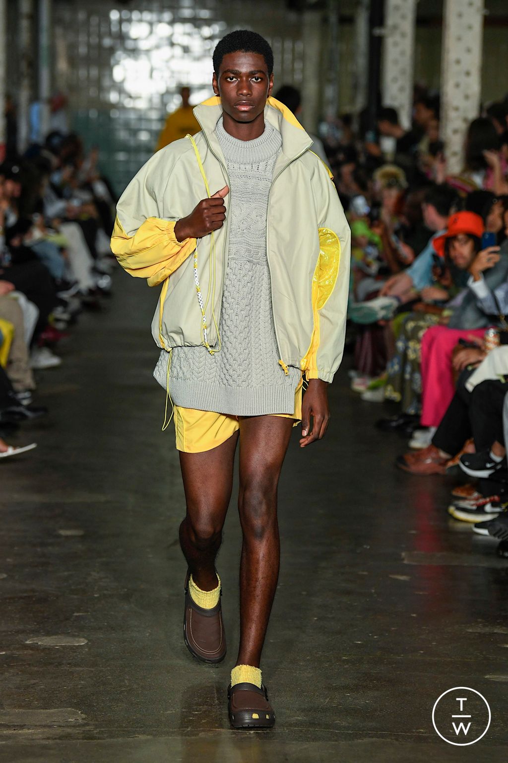 Fashion Week London Spring/Summer 2023 look 15 from the Robyn Lynch collection menswear