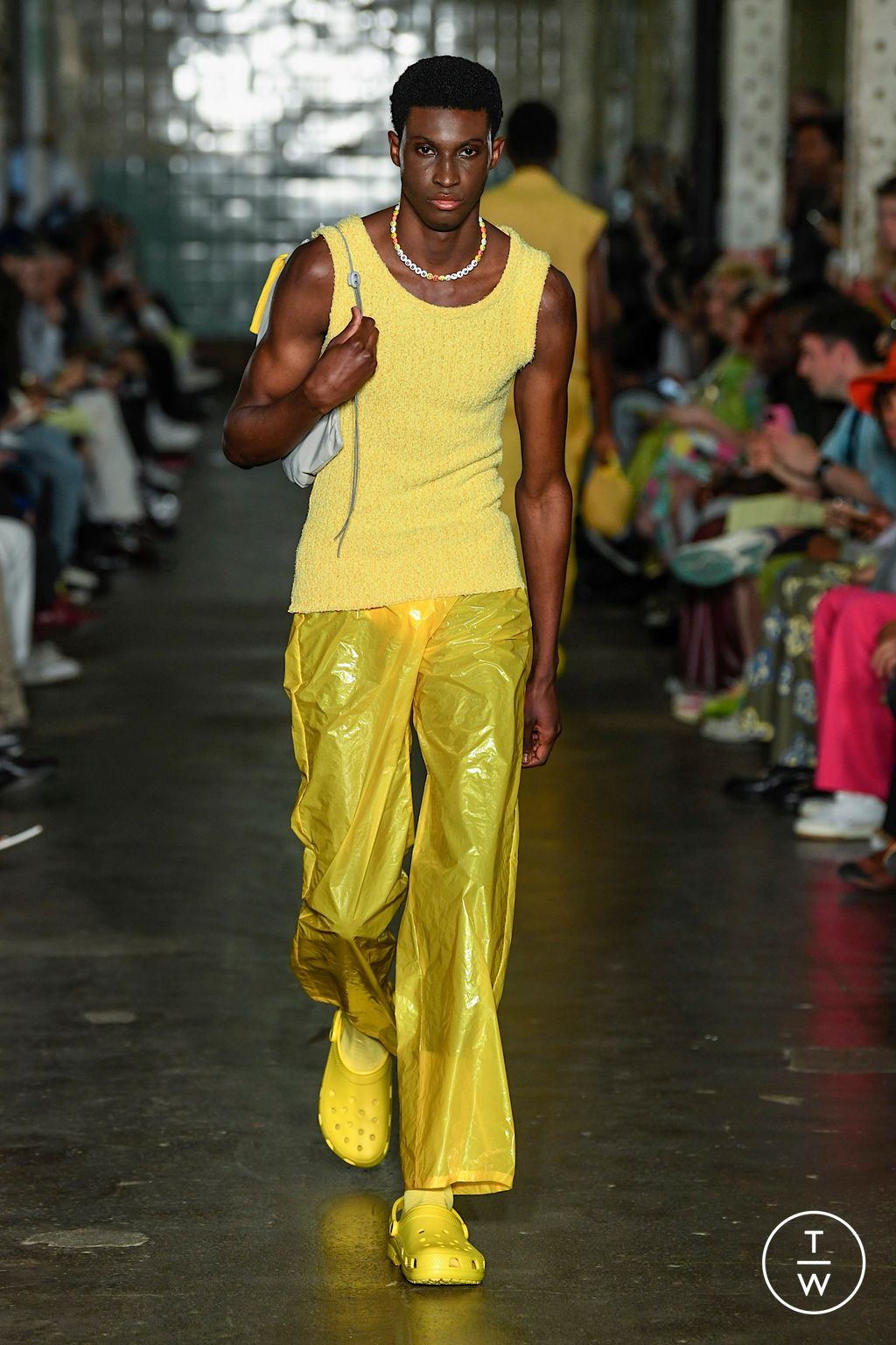 Fashion Week London Spring/Summer 2023 look 20 from the Robyn Lynch collection 男装