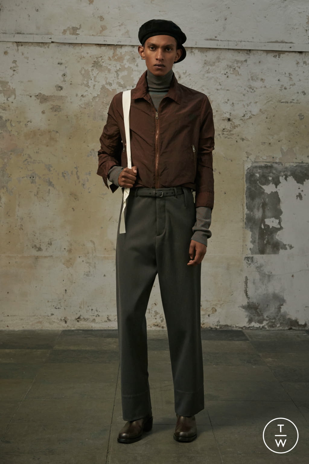 Fashion Week Paris Fall/Winter 2019 look 15 from the Rochas collection 男装