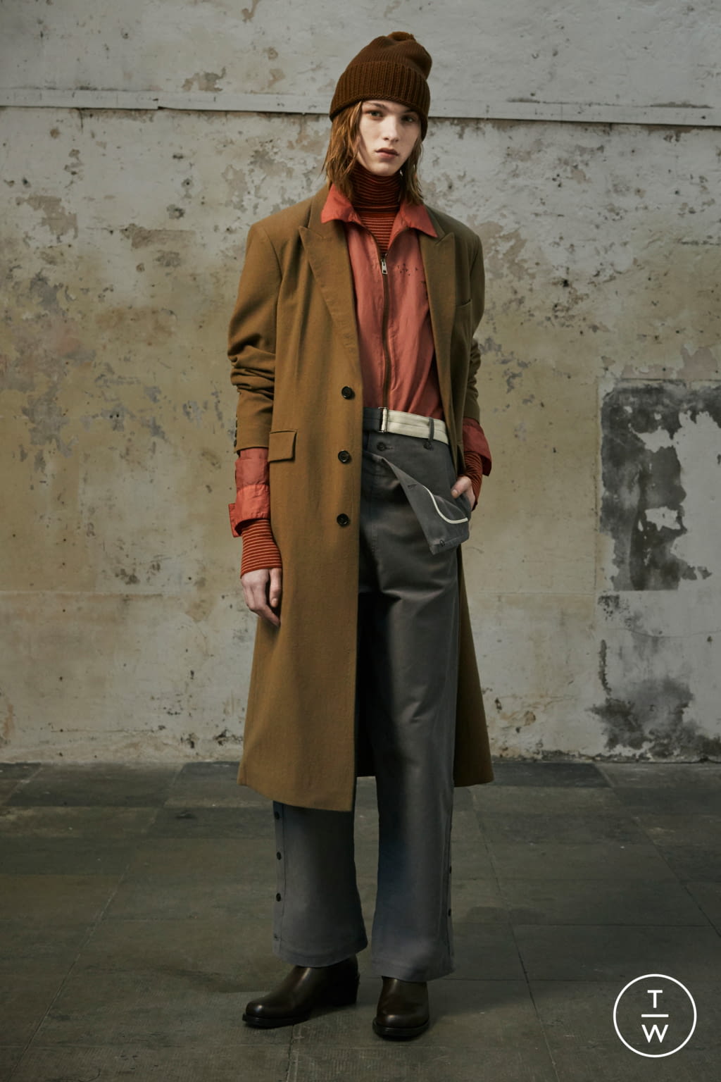 Fashion Week Paris Fall/Winter 2019 look 8 from the Rochas collection menswear