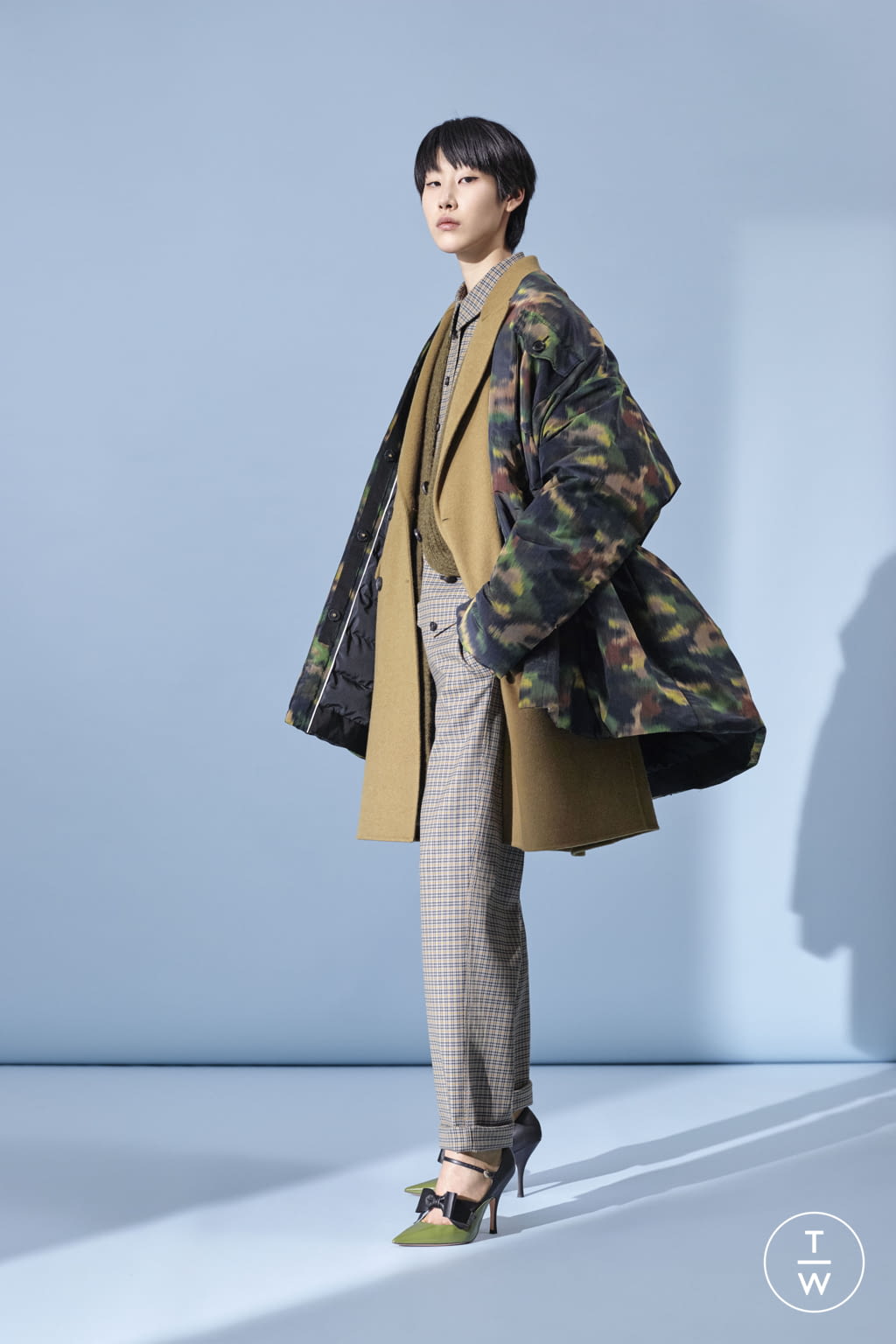 Fashion Week Paris Pre-Fall 2019 look 13 from the Rochas collection womenswear