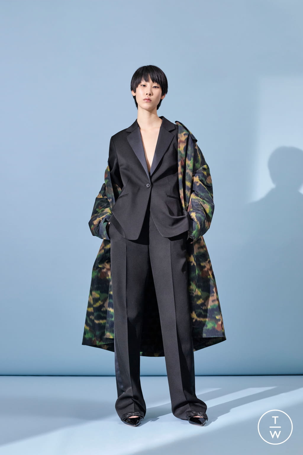 Fashion Week Paris Pre-Fall 2019 look 14 from the Rochas collection 女装
