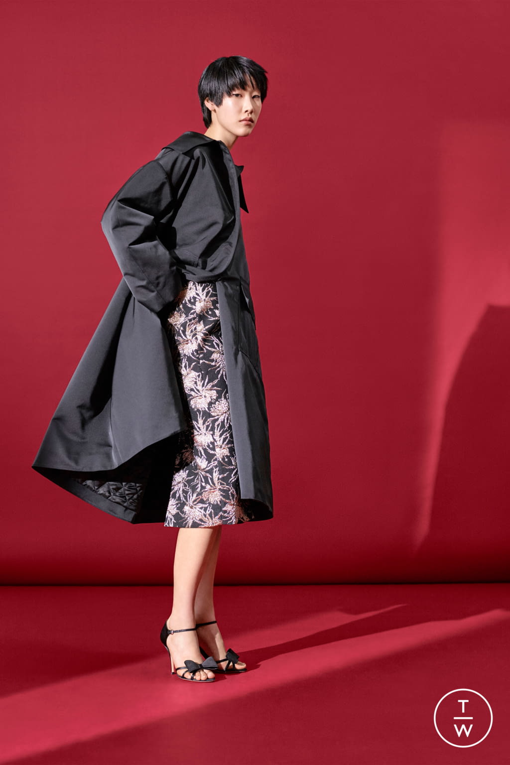 Fashion Week Paris Pre-Fall 2019 look 22 from the Rochas collection womenswear
