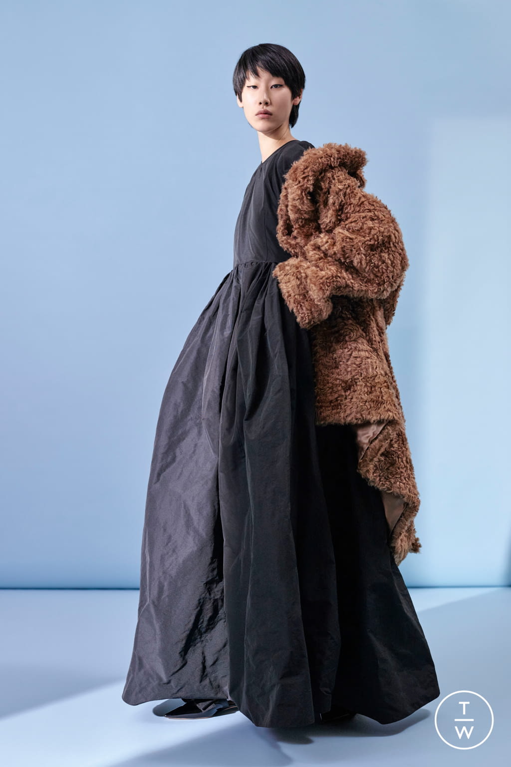 Fashion Week Paris Pre-Fall 2019 look 6 from the Rochas collection womenswear